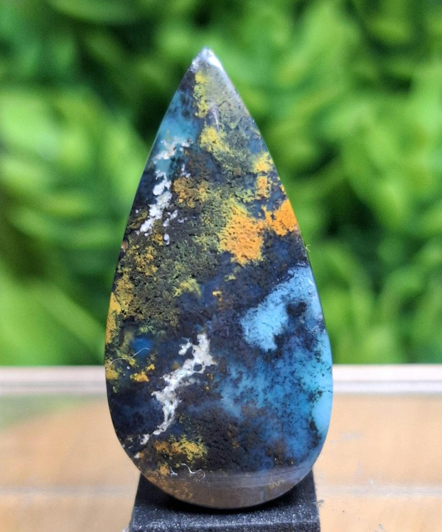 Batu Chalcedony Permata Lembut Penyejuk Jiwa