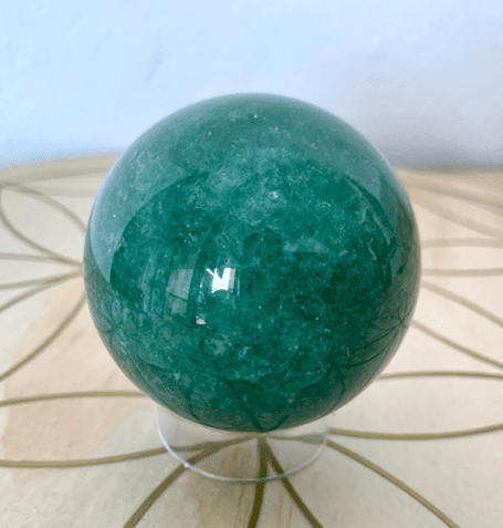 Aventurine Batu Permata Keberuntungan dengan Pesona Alami